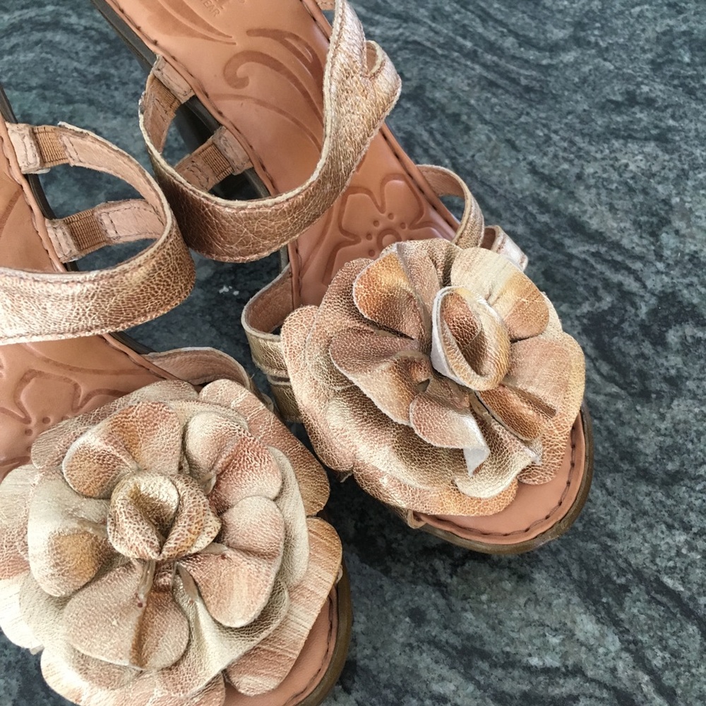 -new- Born • Metallic Sandals - Picture 2 of 6